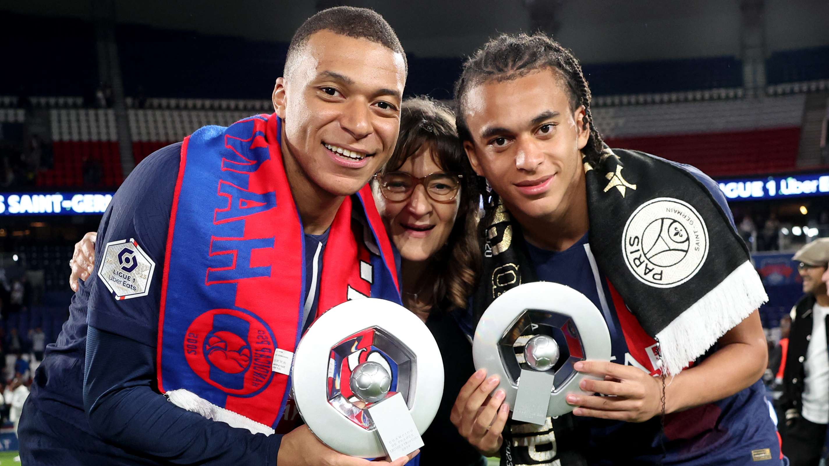 助威让尤文 助威让尤文