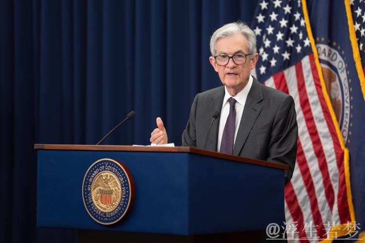 鲍威尔和小凯文波特接连爆发,管理层与泰伦卢责无旁贷 鲍威尔和小凯文波特接连爆发,管理层与泰伦卢责无旁贷